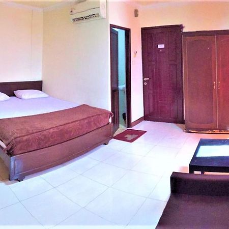Hotel Aroma Inn Pontianak Eksteriør bilde