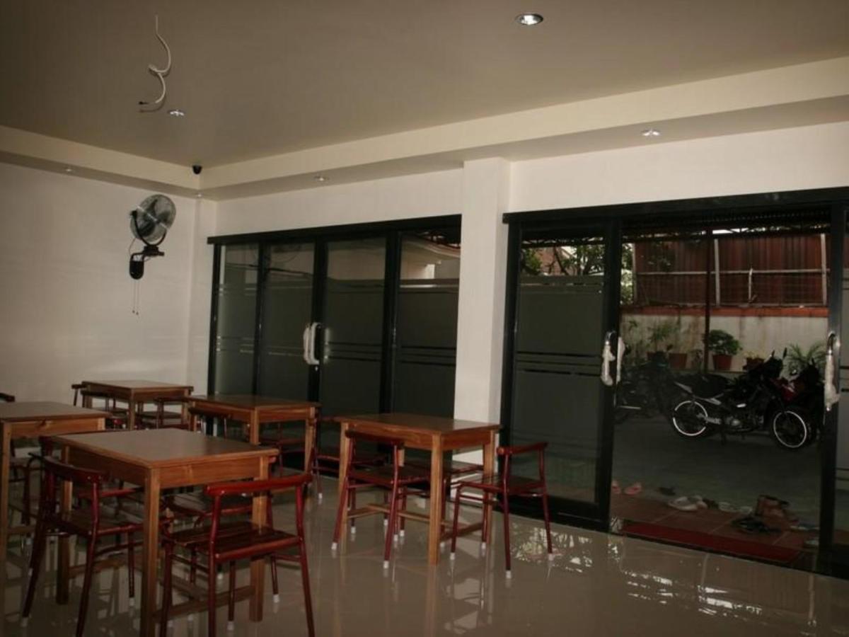 Hotel Aroma Inn Pontianak Eksteriør bilde