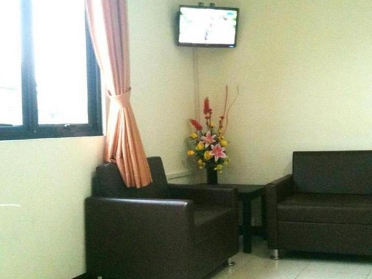 Hotel Aroma Inn Pontianak Eksteriør bilde