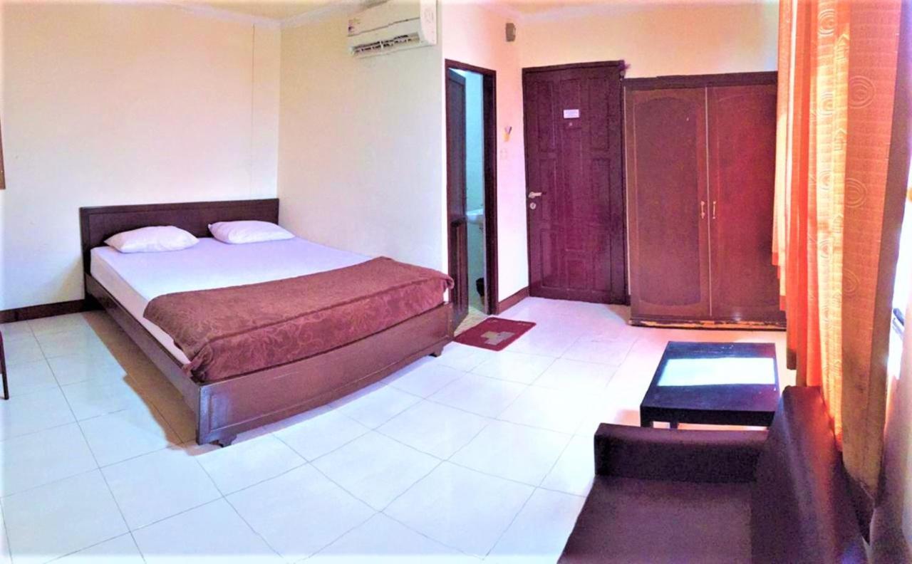Hotel Aroma Inn Pontianak Eksteriør bilde
