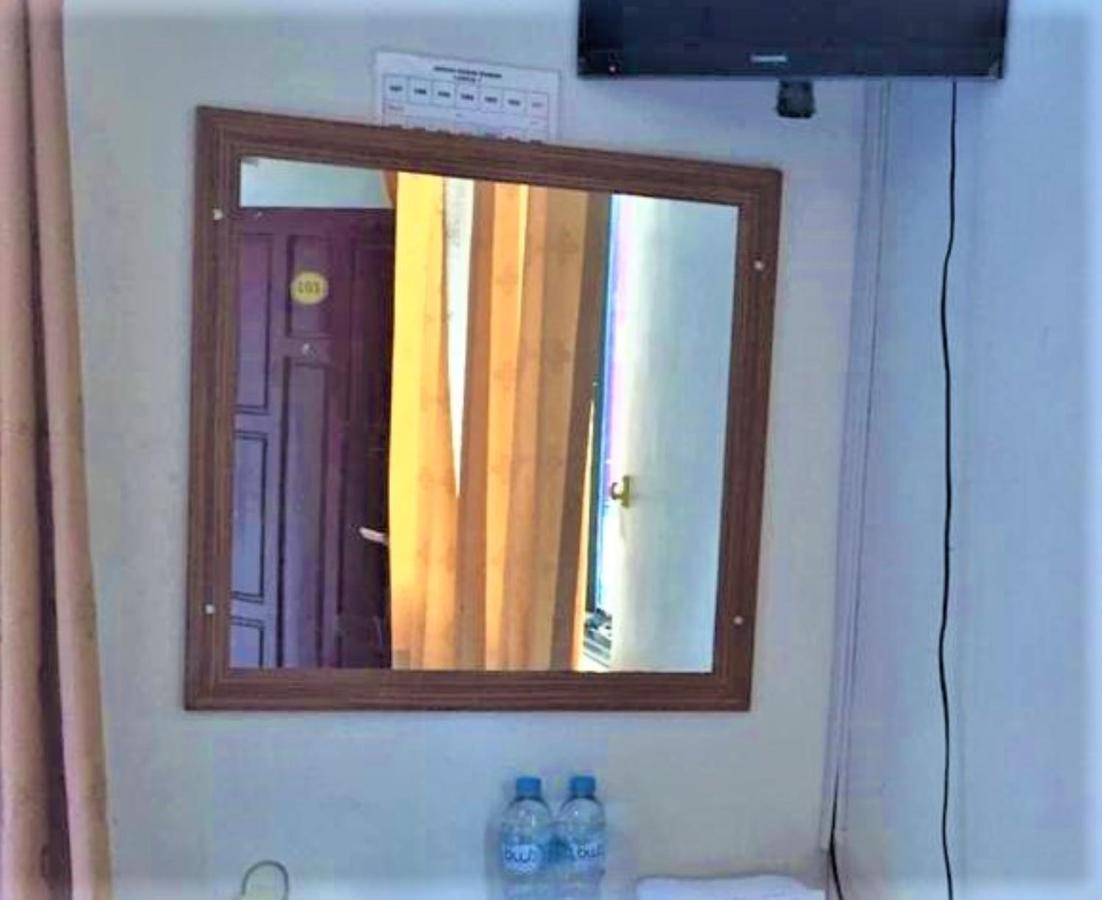 Hotel Aroma Inn Pontianak Eksteriør bilde